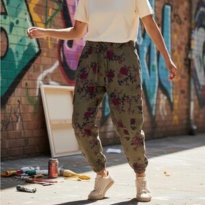 Lucky Brand NWT Army Green Floral Womens XL Pants Bloomcore Artsy Hippy Girly